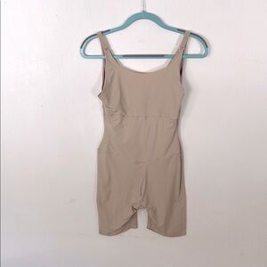Maidenform Beige Shapewear Bodysuit XL